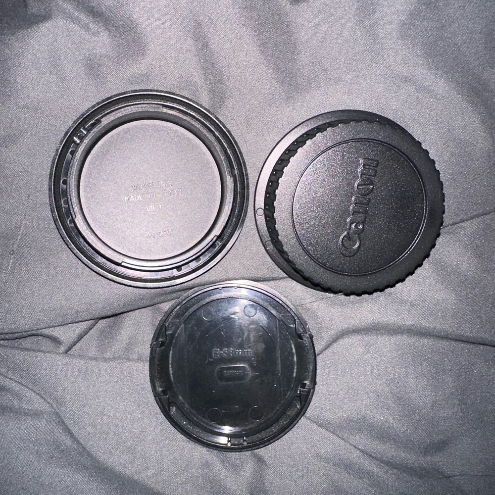 Canon Lens - Picture 3 of 4